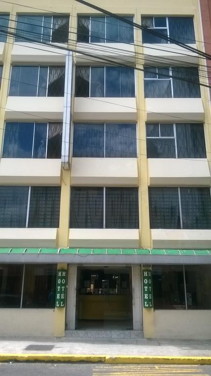 Hotel Bacastell Quito Kültér fotó